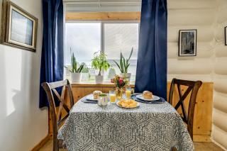 Unique Dog-Friendly Log Cabin Short Walk to Ocean - 1