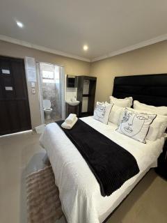 Themba's guesthouse - 7