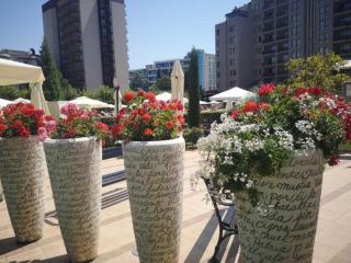 Royal Beach hotel Apartment Pool Sea B - 4