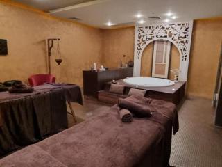 Royal Beach hotel Apartment Pool Sea B - 3