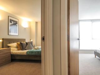 Tudors eSuites - 2 Bedroom Apartment - 37J - 3