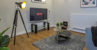 Tudors eSuites - 2 Bedroom Apartment - 37J - 2