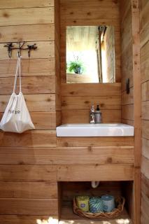 Beautiful Romantic Yurt Surrounded by Nature in Wimberley, Texas - 7