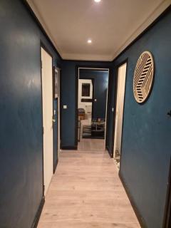 3 bedroom apartment 1 m from RER D, Parking, Wi-Fi, gym - 9