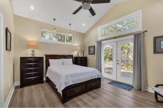 Coastal Beauty with sunset Cruise on 10 day bookings - 5