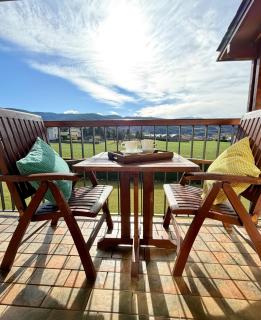 CAL QuEROL PALAU-xemeneia-parquing-futbol i tennis - 9