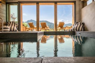 ULTIMATE Les Gets Luxury - Above the Clouds with Sauna, Pool etc - Mansion Ensolielle for 15 - 8