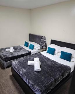 Tudors eSuites - Budget Friendly Apartments - 88H - 6