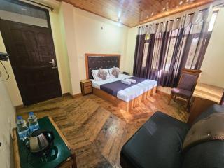 Hotel Hilltop View Dalhousie, Kalatop - 8