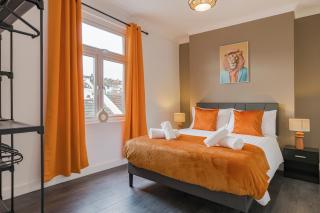 Station Side Sanctuary - 2BR Central Brighton Stay - 9