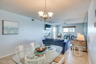 Regency Towers PCB Condo Beach Access and 2 Pools - 4