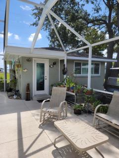 Manatee River Bungalow - 5