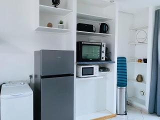 Studio au calme avec terrasse - 8