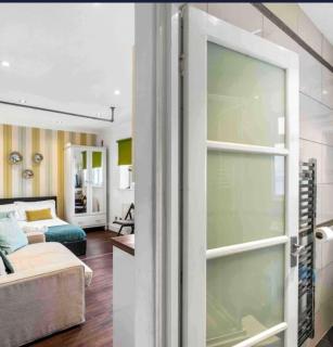 Between Piers, the stylish studio flat in Cannon place - 9