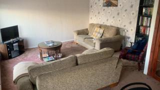 OakHouse- Entire 3 Bedroom Terrace House with Free Parking - 1