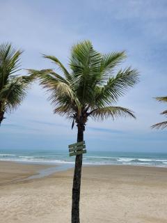 Casa confortável 3 min praia com wifi, churrasqueira e rede de descanso - 8
