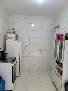 Casa confortável 3 min praia com wifi, churrasqueira e rede de descanso - 4