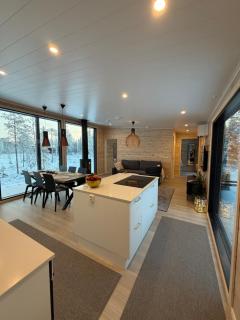Modern VillaJoenhelmi with jacuzzi and sauna - 9
