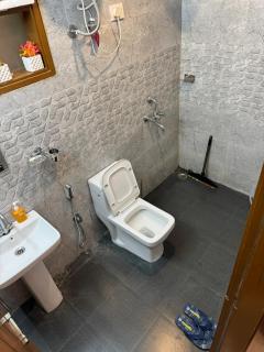 Vintage Themed apartment, private Cozy space with fast wifi in Delhi NCR - 8