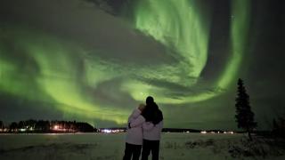 Aurora River Camp Glass igloos & cabins - 7