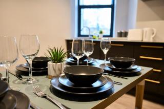 Stylish 3 Bed Apartment Sleeps 8 Lift Access - 1