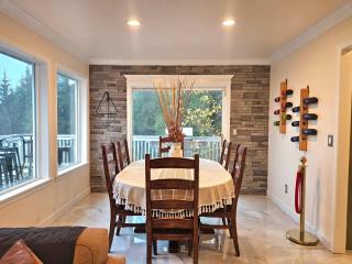 Private Bedroom I Fox Den w Hot Tub and Arcade - 1