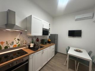 ETNA HOUSE LUXURY con giardino e vasca idromassaggio - 8