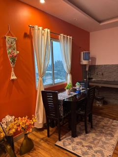 Private Cozy Space with Rooftop Garden in Delhi NCR and Gurgaon - 4