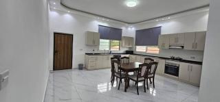 Aberdeen SeaView Affordable Luxury Apartment by Richview - 7