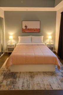 Chic 2BR Urban Retreat In The Heart Of Waterloo - 5