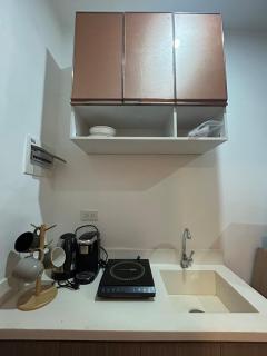 Charming & Comfortable Studio Haven - 2