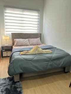 Charming & Comfortable Studio Haven - 7