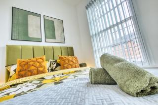 Central 2 beds APT with FREE parking, Sleeps 6 - 3