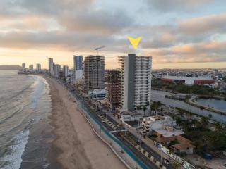 Stylish seaside apartment with stunning ocean view - 8