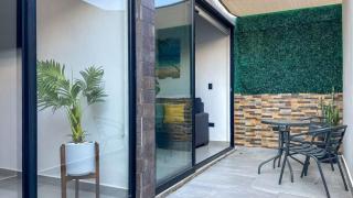 Lovely apartment with pool 4 blocks from the beach - 1