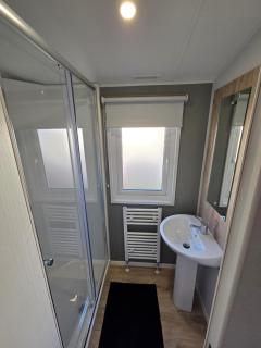 8 Berth Caravan Haven Marton Mere - 4