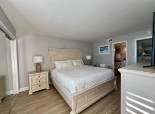 Holiday Surf and Racquet Unit 715 - 9