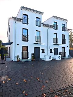 Modernes Neubauhaus ca 200 qm Nähe vom Flughafen - 6