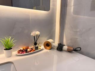 Serenova Hotel Siam Paragon, Bangkok - 4