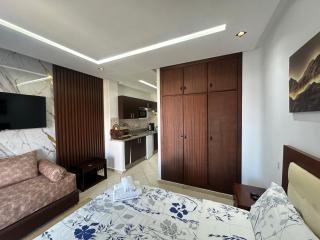 Fabulous Studio - 5