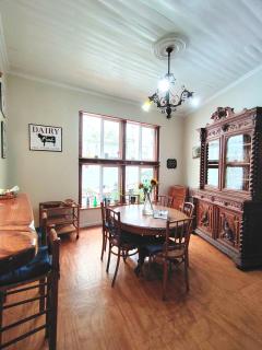 Bright & Spacious Valpo Home - 1