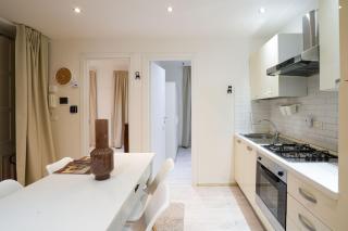 Amedeo Central House - 3