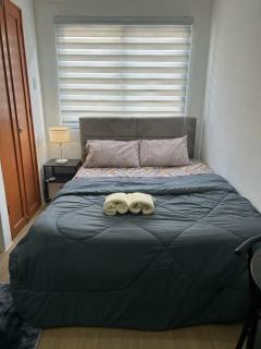 Charming & Comfortable Studio Haven - 9