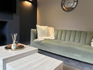 Cottage in Holmfirth Centre - 8