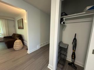 Modern Private Room with Bessarion Subway North York - 5