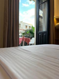 The KMT Collection Hotel - 8