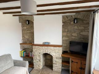 Wren Cottage - Cosy 2 bed Grade ll listed cottage - 9