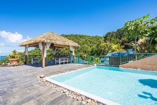 Villa douillette à Deshaies – Vue sur la mer et la montagne - 96 m² - 5