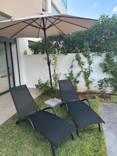 Luxurious Apartment with Serene Garden & Private Pool - 3