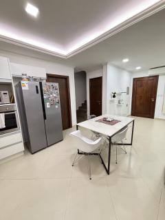 Condo House, 3 suites, sleeps 8 people - 5